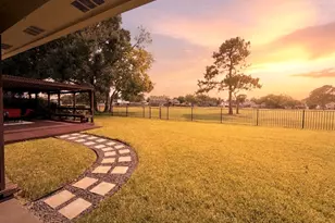 7215 Creek Crest Dr, Houston, TX 77095 - Photo 1