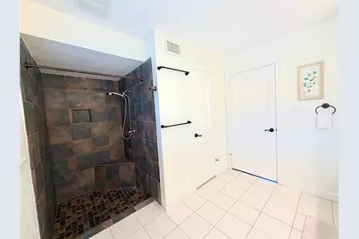 7215 Creek Crest Drive, Houston, TX 77095 - Photo 27