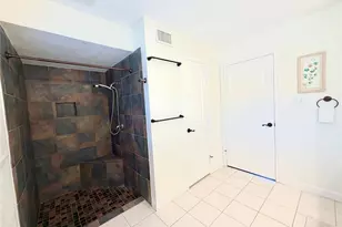 7215 Creek Crest Dr, Houston, TX 77095 - Photo 27