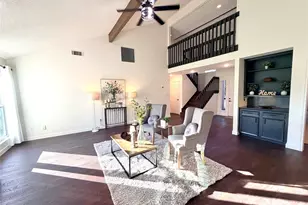 7215 Creek Crest Dr, Houston, TX 77095 - Photo 9
