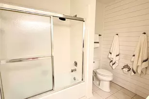 7215 Creek Crest Dr, Houston, TX 77095 - Photo 33