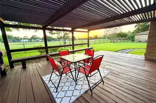 7215 Creek Crest Dr, Houston, TX 77095 - Photo 37