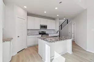 530 Tejas Vlg Pkwy, Beasley, TX 77417 - Photo 11