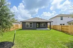 1913 Oregon White Oak Dr, Conroe, TX 77304 - Photo 3