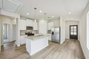 1913 Oregon White Oak Dr, Conroe, TX 77304 - Photo 11