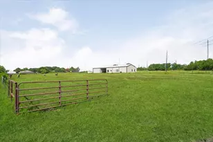 765 Norcross Rd, Wallis, TX 77485 - Photo 29