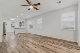 23658 Buttress Root Dr, Spring, TX 77373 - Photo 5