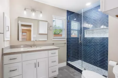 3105 Garrow Street, Houston, TX 77003 - Photo 9