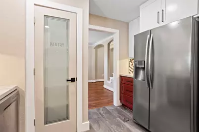 3105 Garrow Street, Houston, TX 77003 - Photo 9