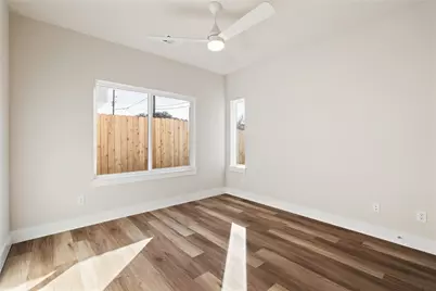 1702 Bringhurst Street #A, Houston, TX 77020 - Photo 27