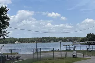 14419 W Lee Shore Dr, Willis, TX 77318 - Photo 3