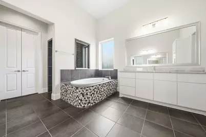 5735 Genoa Springs Lane, Sugar Land, TX 77479 - Photo 29