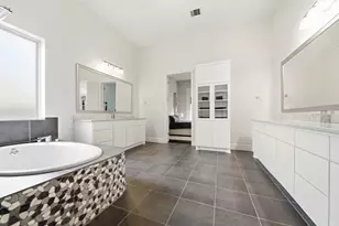 5735 Genoa Springs Ln, Sugar Land, TX 77479 - Photo 27