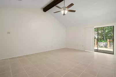 72 Oldstream Court, The Woodlands, TX 77381 - Photo 9