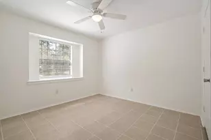 72 Oldstream Ct, The Woodlands, TX 77381 - Photo 5