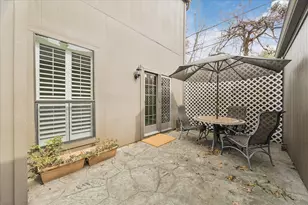 701 Bering Dr, Houston, TX 77057 - Photo 13