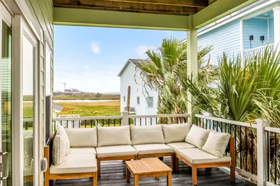 11207 Schwartz Drive, Galveston, TX 77554 - Photo 19