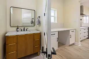 11207 Schwartz Dr, Galveston, TX 77554 - Photo 13