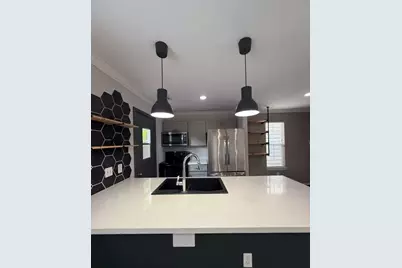 9623 Elmview Place #1, Houston, TX 77080 - Photo 7