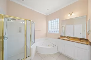 4610 Sterling Wood Way, Houston, TX 77059 - Photo 23