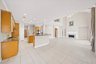 4610 Sterling Wood Way, Houston, TX 77059 - Photo 17