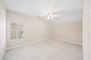 4610 Sterling Wood Way, Houston, TX 77059 - Photo 33