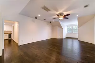 4615 Laurel St, Bellaire, TX 77401 - Photo 29