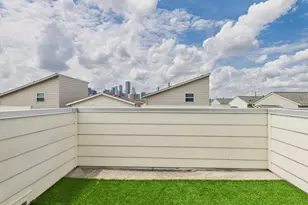 2761 Clinton Dr, Houston, TX 77020 - Photo 33
