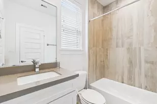 2761 Clinton Dr, Houston, TX 77020 - Photo 25