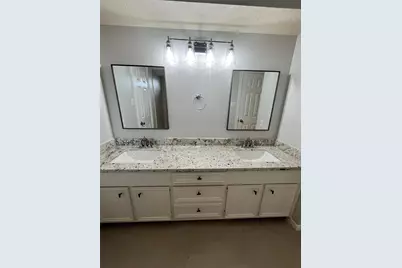 6218 Woodland Forest Drive, Houston, TX 77088 - Photo 19