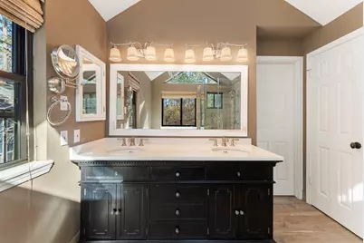 98 S Wilde Yaupon Court, The Woodlands, TX 77381 - Photo 13