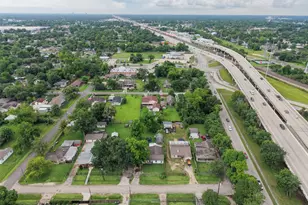1213 Post St, Houston, TX 77022 - Photo 11