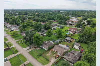 1213 Post Street, Houston, TX 77022 - Photo 17