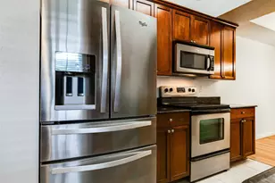 2255 Braeswood Park Dr, Houston, TX 77030 - Photo 11