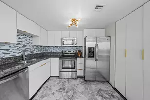 2016 Main St, Houston, TX 77002 - Photo 3