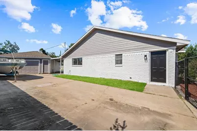 1819 Gaucho Circle, La Porte, TX 77571 - Photo 47