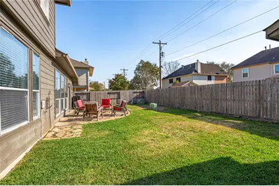 1104 Lake Shore Drive, Pearland, TX 77581 - Photo 33