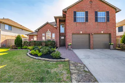 1104 Lake Shore Drive, Pearland, TX 77581 - Photo 3