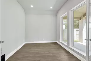 949 Cortez Creek Dr, Conroe, TX 77304 - Photo 17