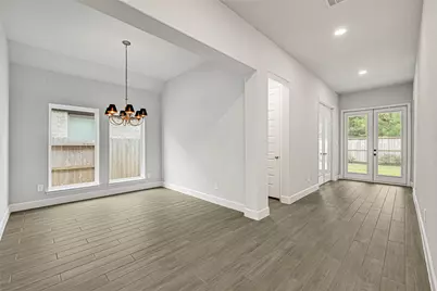949 Cortez Creek Drive, Conroe, TX 77304 - Photo 15