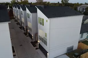 810 Elkhart St, Houston, TX 77091 - Photo 47