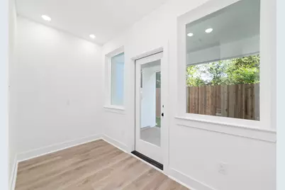 810 Elkhart Street #D, Houston, TX 77091 - Photo 9