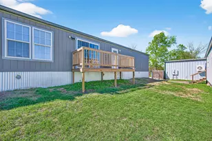 22218 Madison St, Bedias, TX 77831 - Photo 9