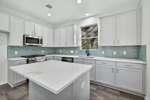 7823 Autumn Hollow Ln, Houston, TX 77041 - Photo 9