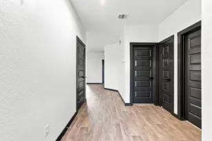 14602 Sweetwater Dr, Baytown, TX 77523 - Photo 5