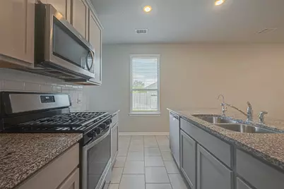 31803 Wellington Pass, Fulshear, TX 77441 - Photo 19