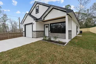 15090 Austin Rd, Willis, TX 77378 - Photo 3