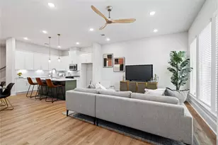 8416 Pech Landing Dr, Houston, TX 77055 - Photo 13