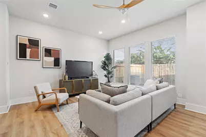 8416 Pech Landing Drive, Houston, TX 77055 - Photo 15