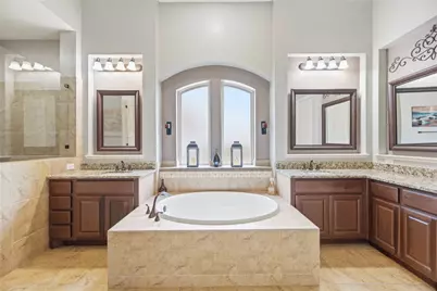 6115 Duke Trail Lane, Sugar Land, TX 77479 - Photo 25